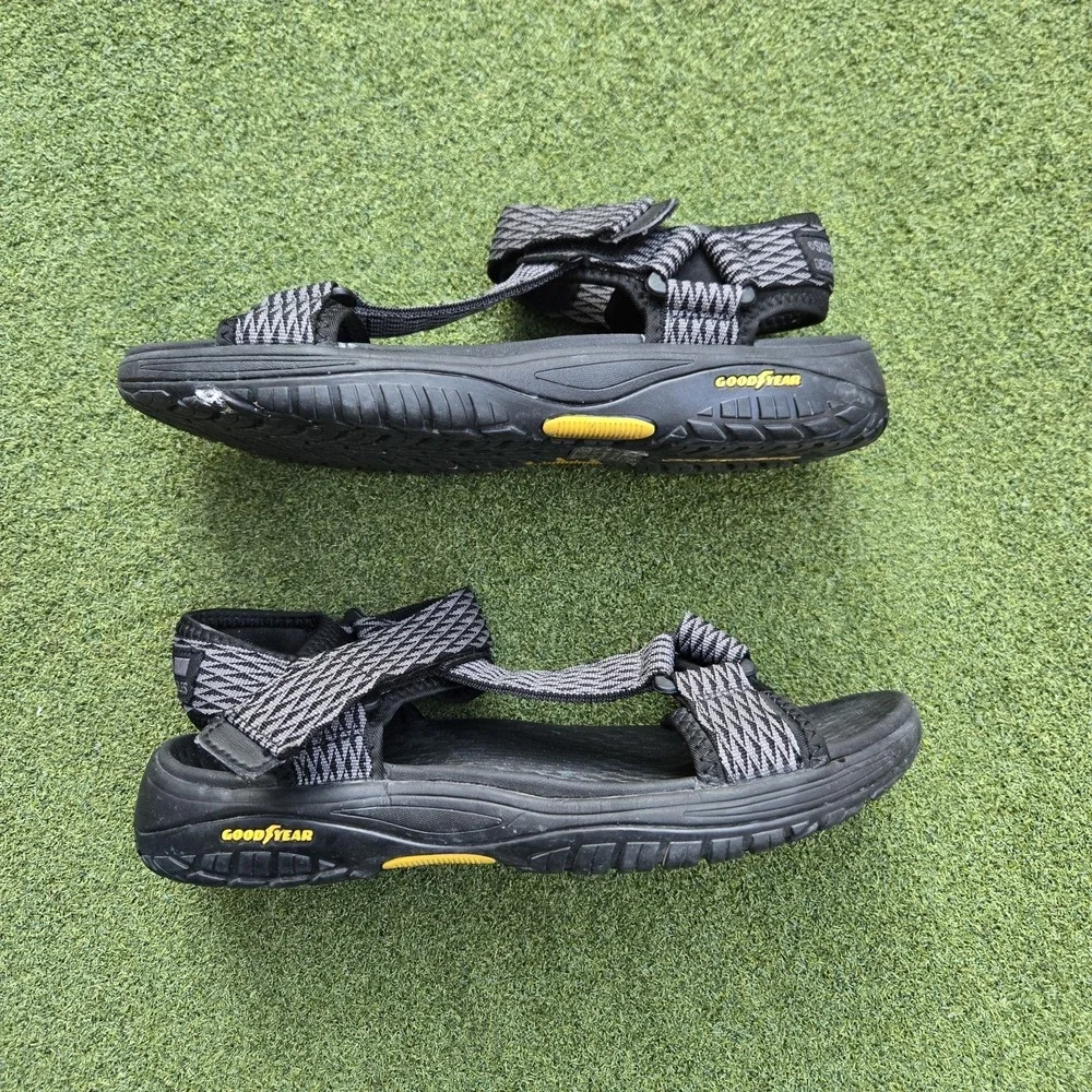 Skechers Sandals Mens Size 8 Goodyear Relaxed Fit Luxe Foam Black/gray